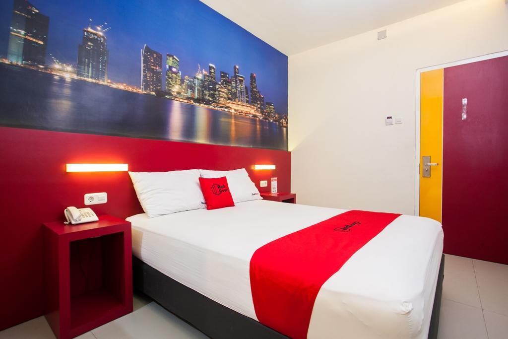 Reddoorz Near Hawaii Water Park Hotell Malang Exteriör bild